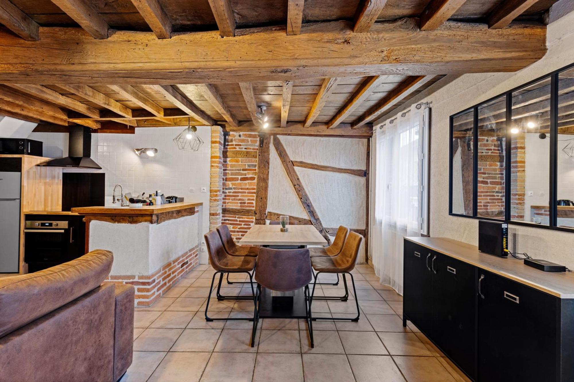 Les Chambres Tonics Montrevel-en-Bresse Esterno foto